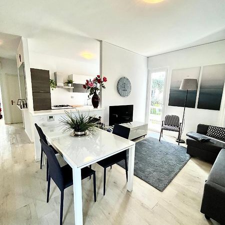 Your Familyapartment In Sirmione Exterior foto